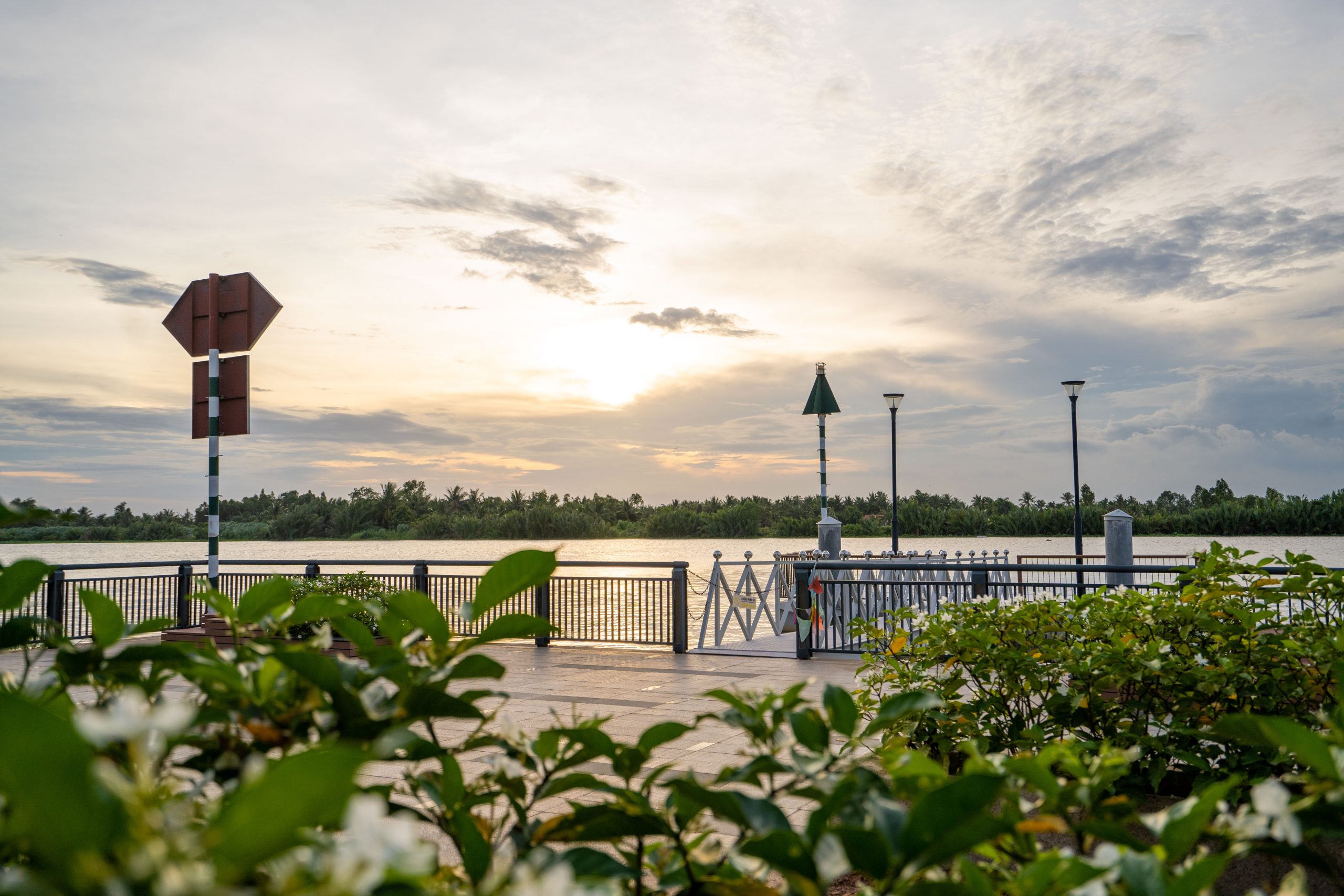 Dinh thự sông the aqua waterpoint Bến Lức